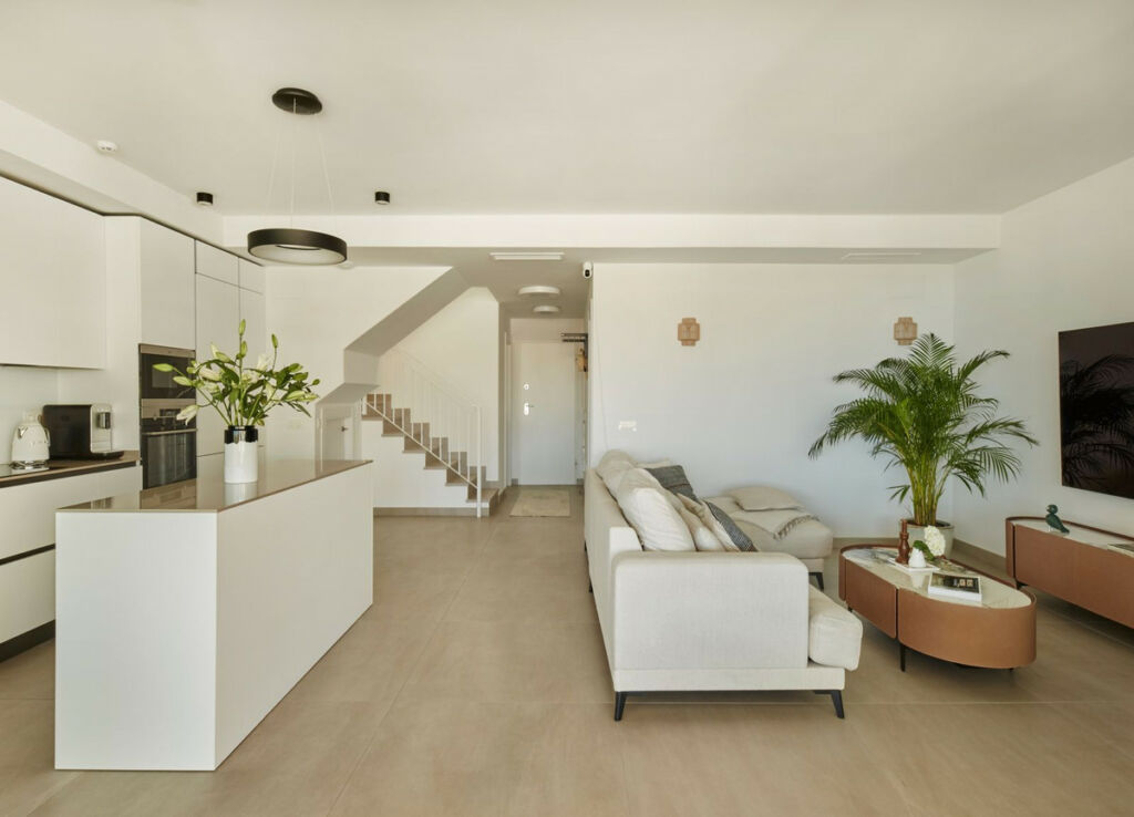 Penthouse Duplex Higueron Málaga - image 4
