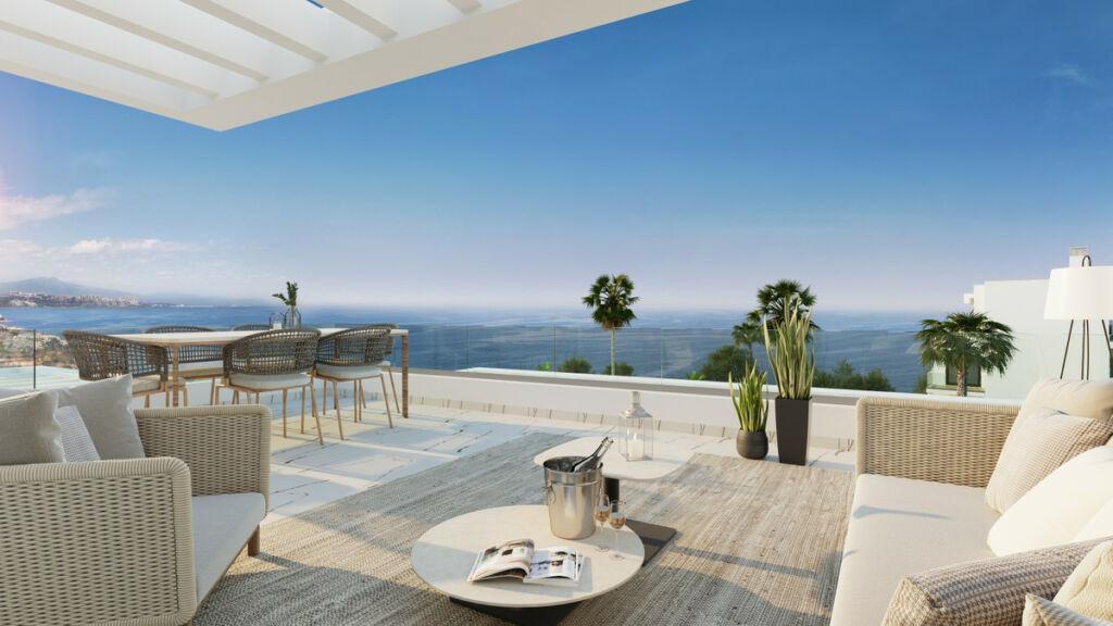 Middle Floor Apartment Casares Málaga - image 4