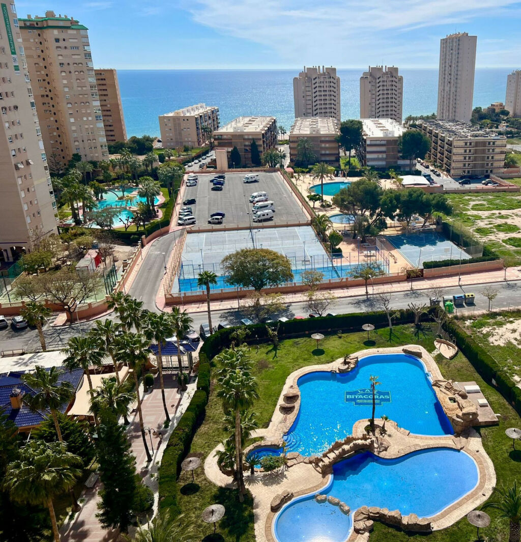 Middle Floor Apartment El Campello Alicante - image 4