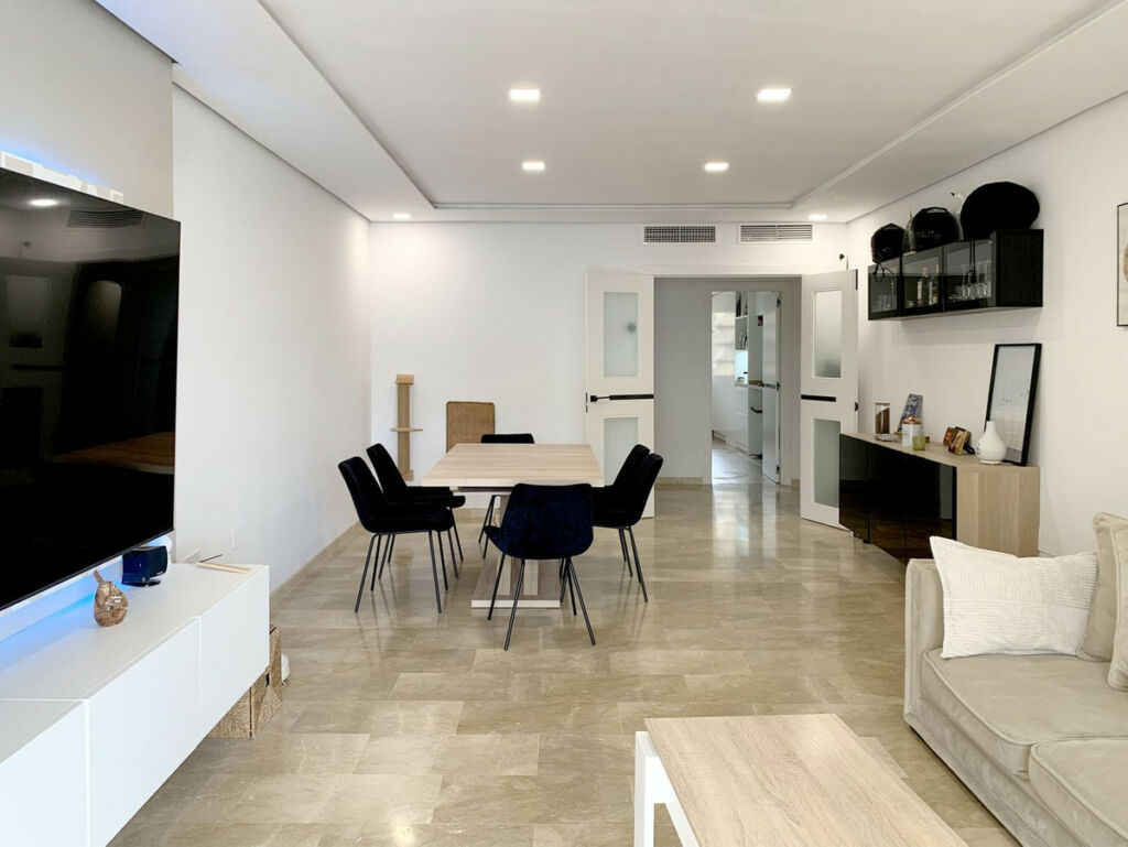 Ground Floor Apartment Selwo Málaga - image 4