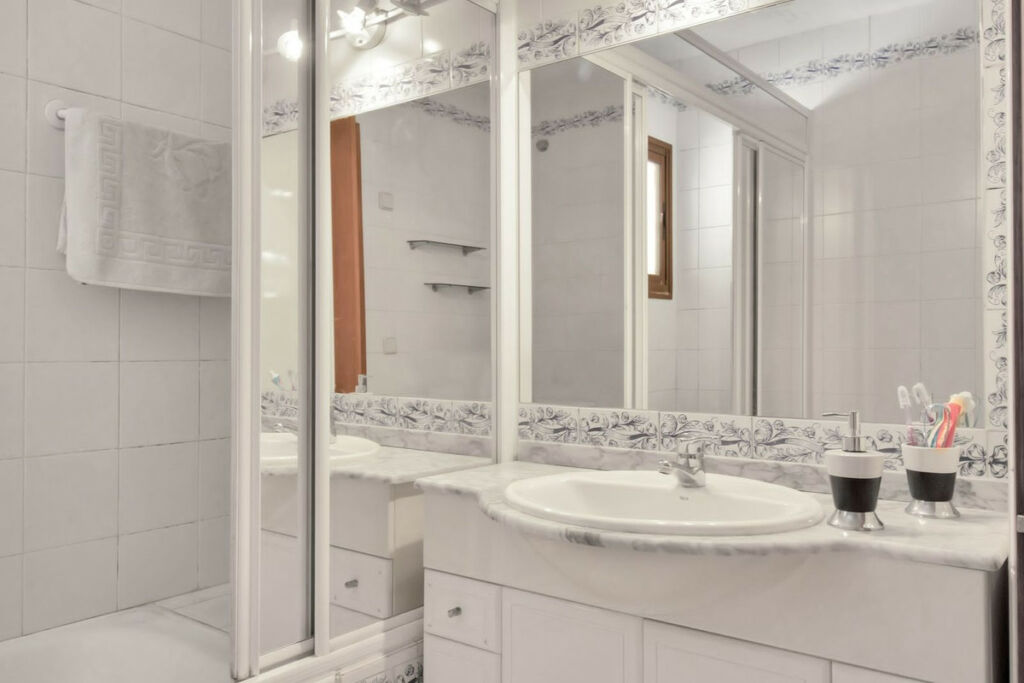 Duplex Benahavís Málaga - image 4