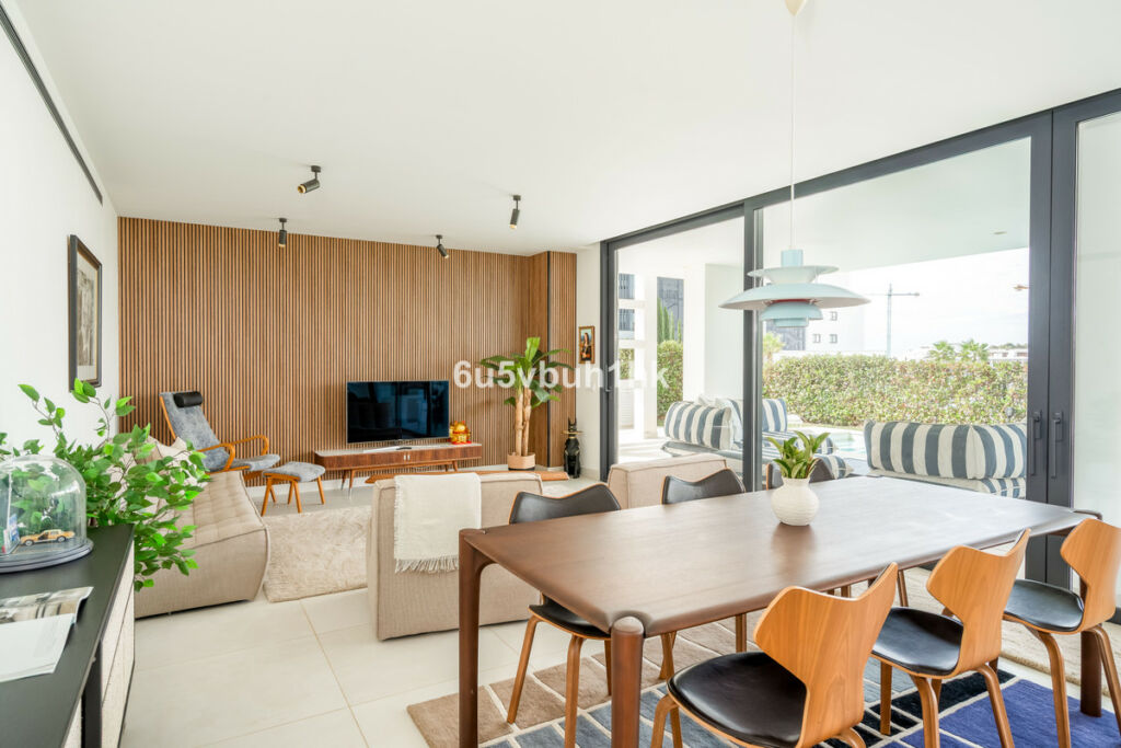 Ground Floor Apartment Fuengirola Málaga - image 4