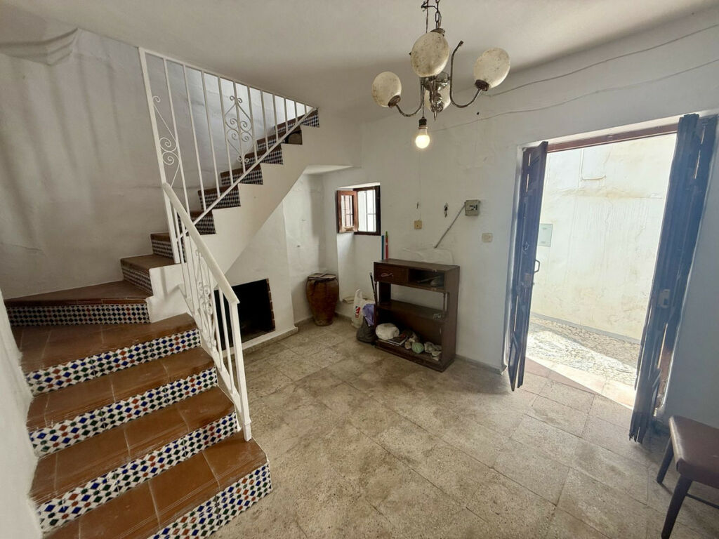 Townhouse Frigiliana Málaga - image 4
