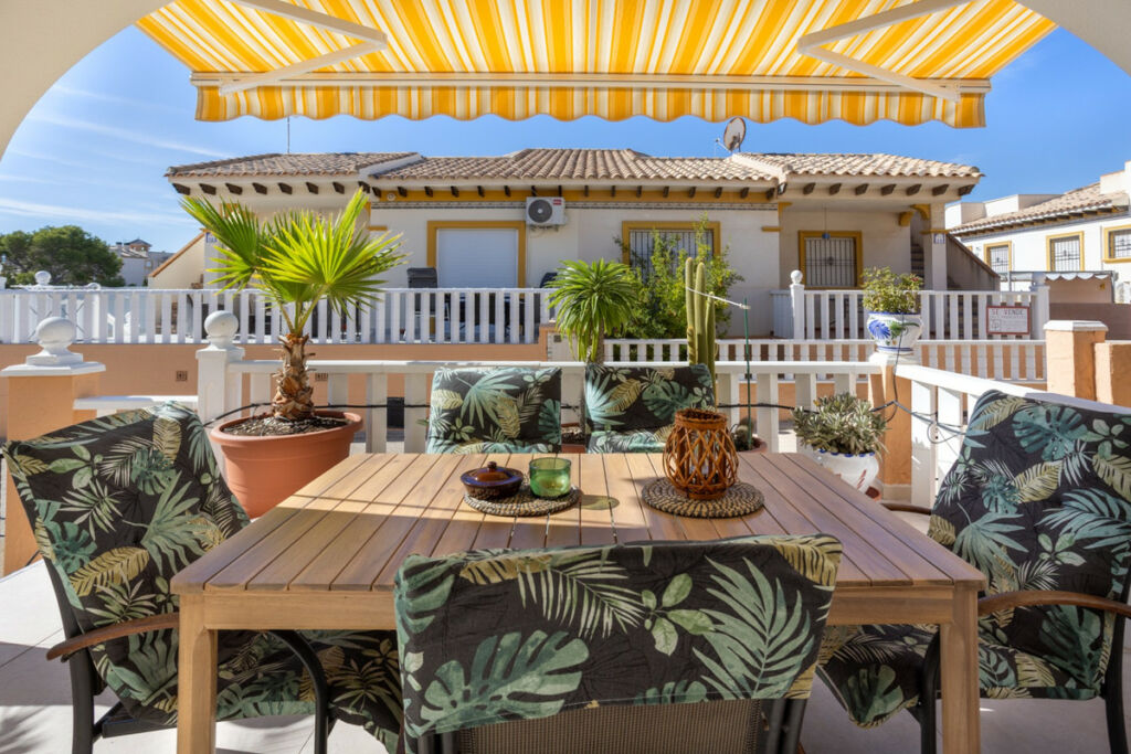Semi-Detached House Playa Golf Alicante - image 4