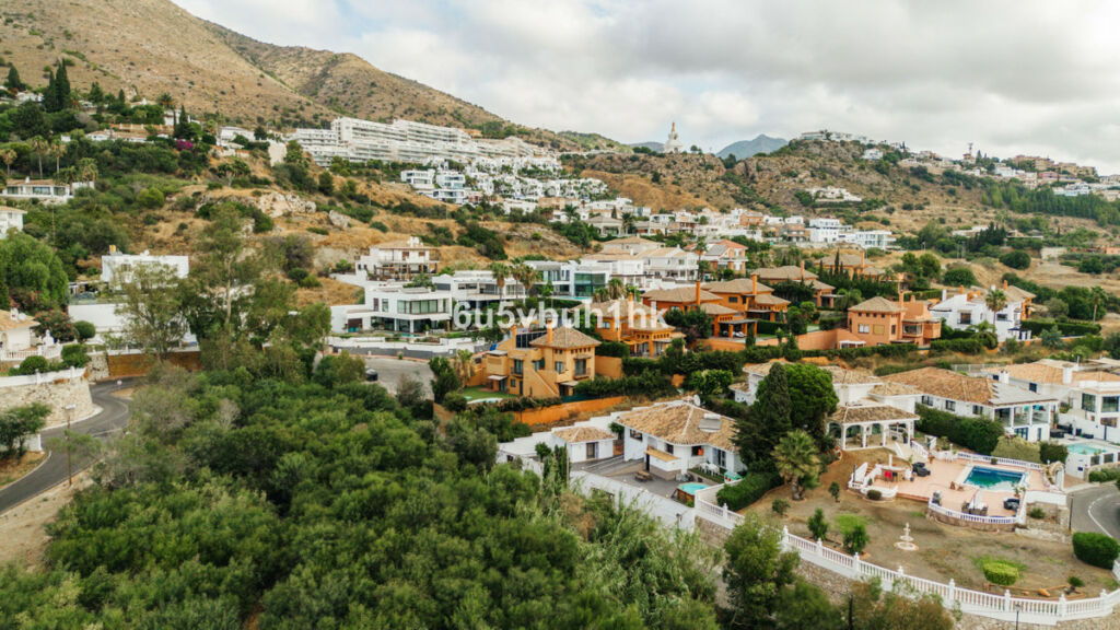 Detached Villa Benalmadena Málaga - image 4