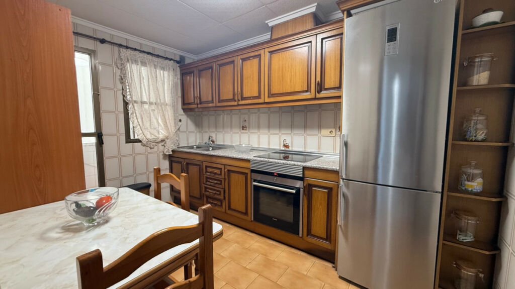 Ground Floor Apartment Torrevieja Alicante - image 4