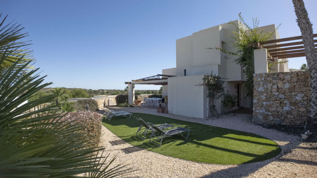 Detached Villa Las Colinas Golf Alicante - image 4