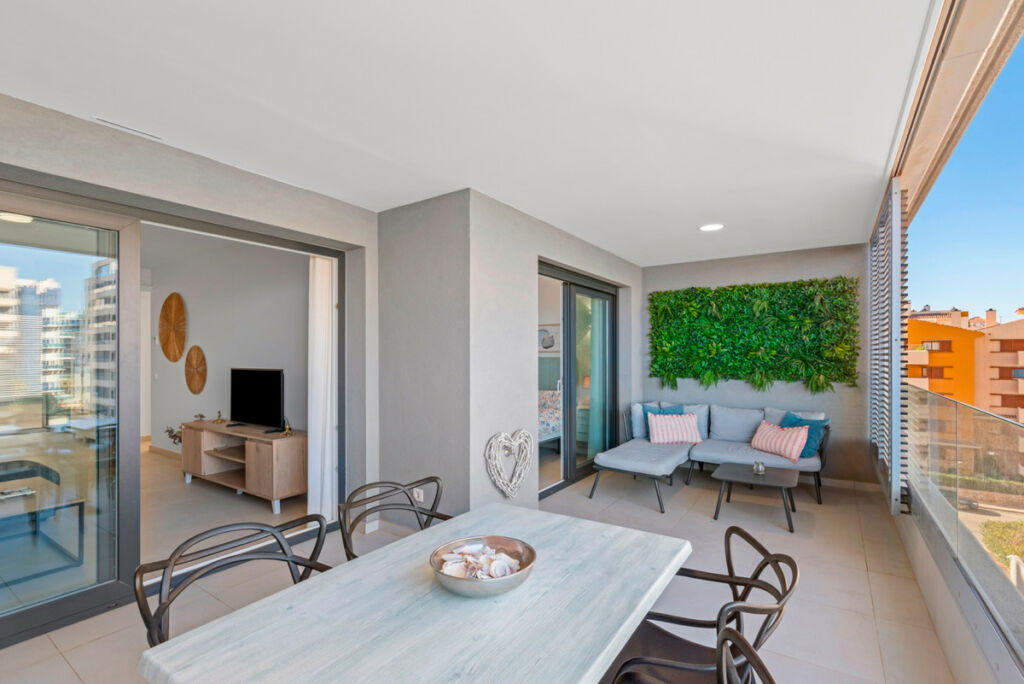 Middle Floor Apartment Punta Prima Alicante - image 4