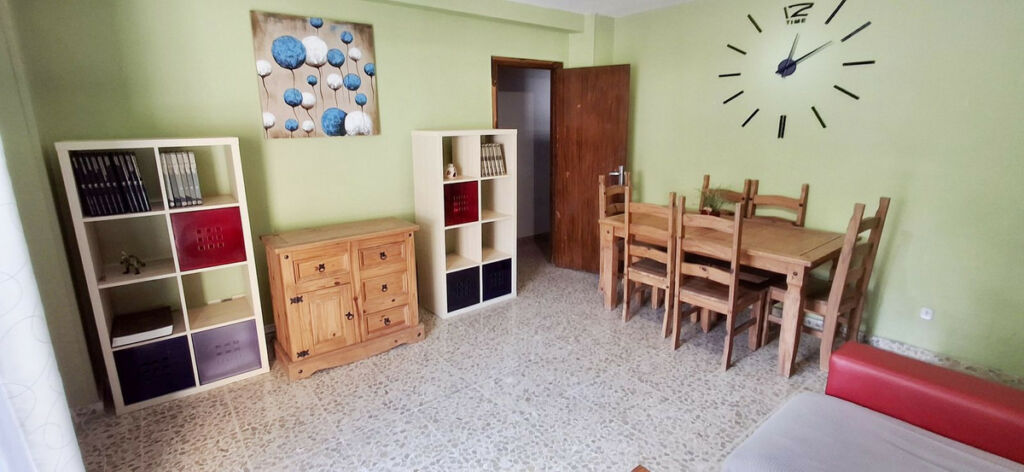 Middle Floor Apartment Los Boliches Málaga - image 4