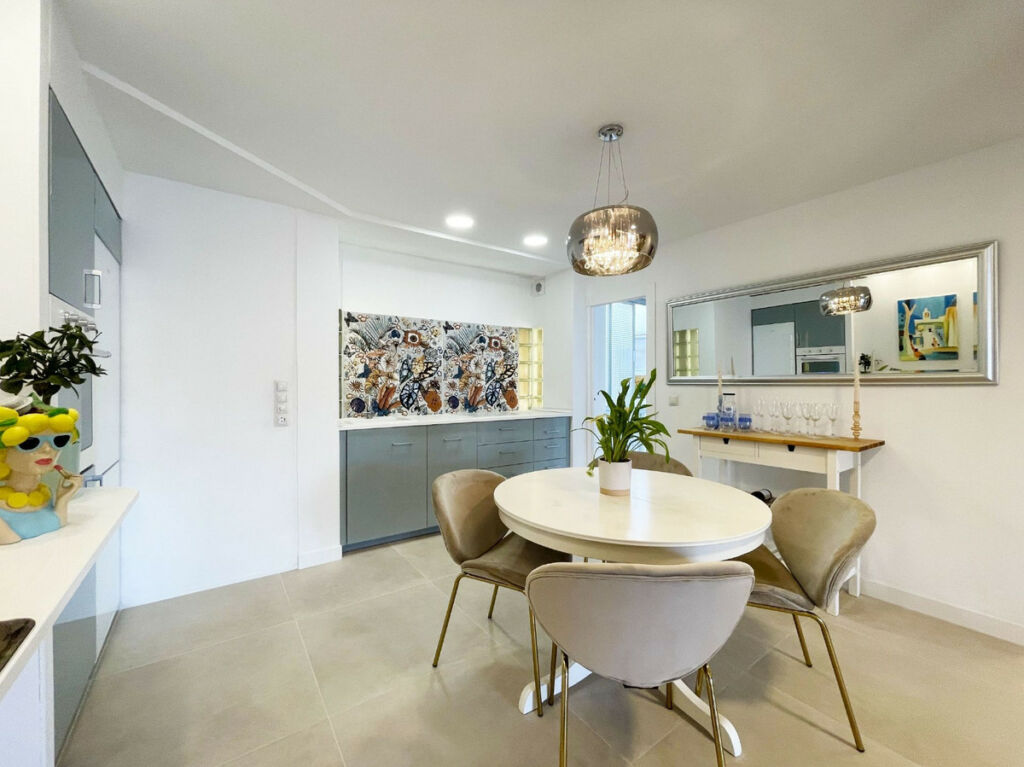 Middle Floor Apartment Calpe Alicante - image 4