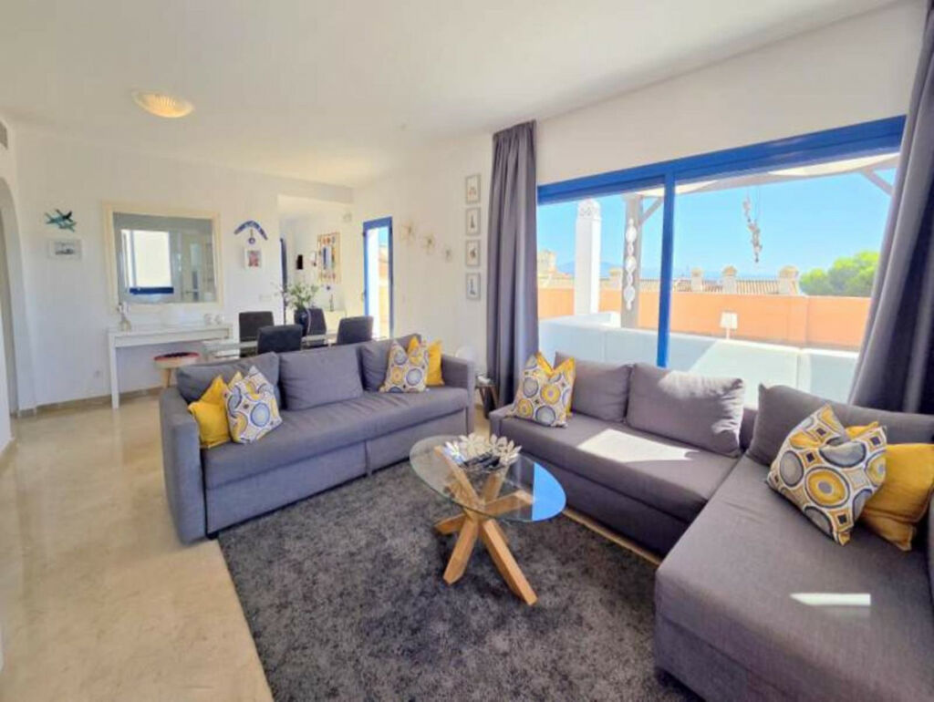 Ground Floor Apartment La Duquesa Málaga - image 4