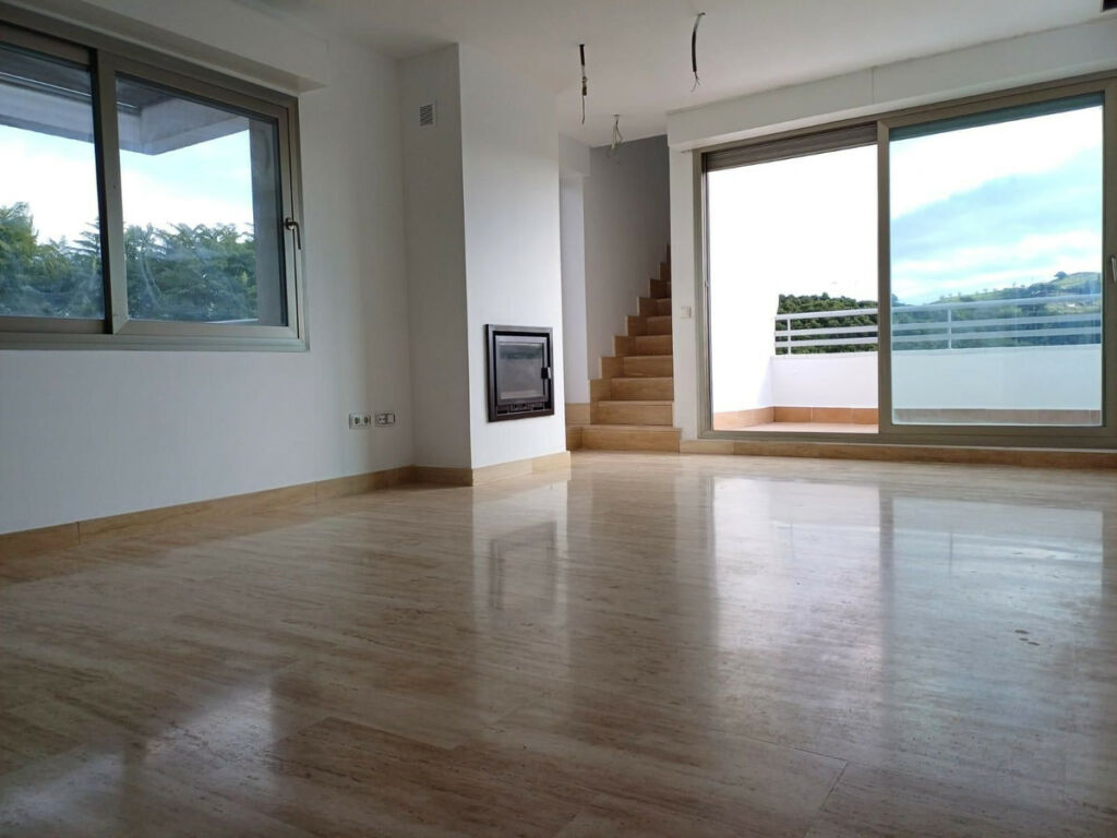 Penthouse La Cala Málaga - image 4