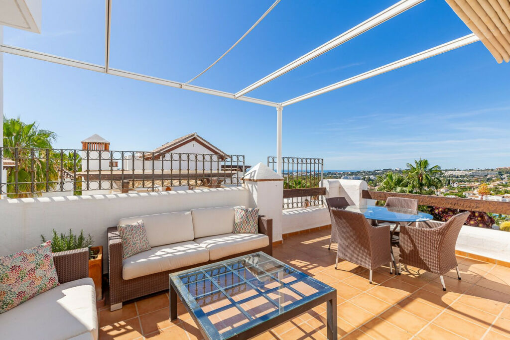 Penthouse Duplex Nueva Andalucía Málaga - image 4