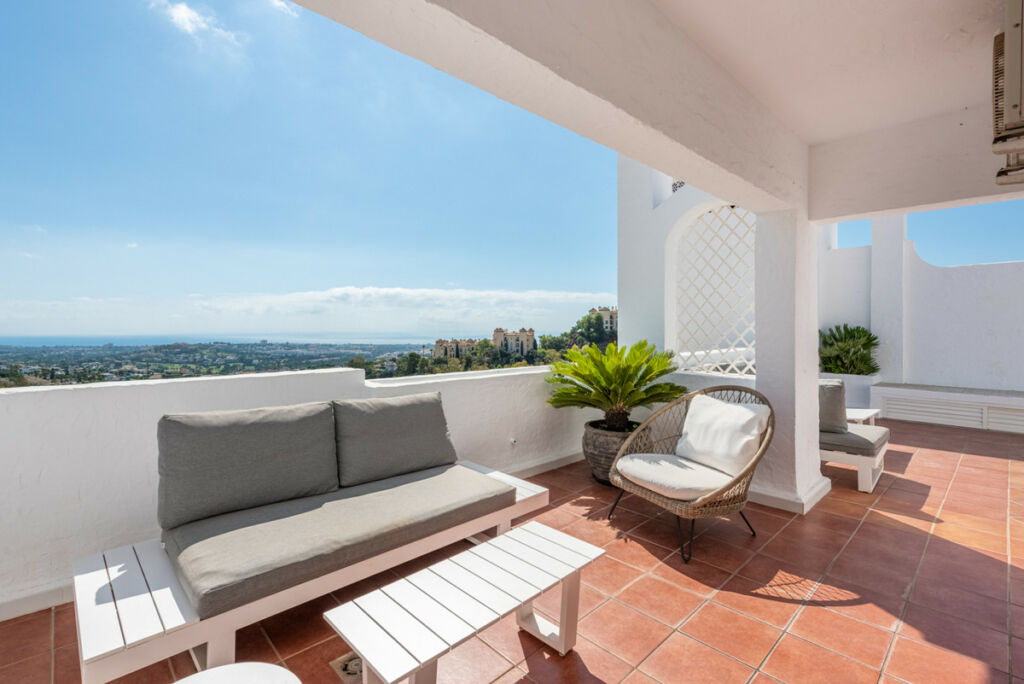 Penthouse Duplex Benahavís Málaga - image 4