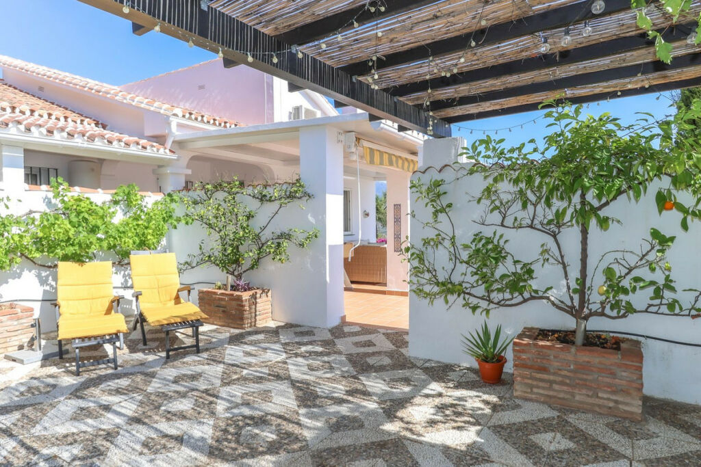 Detached Villa Guaro Málaga - image 40