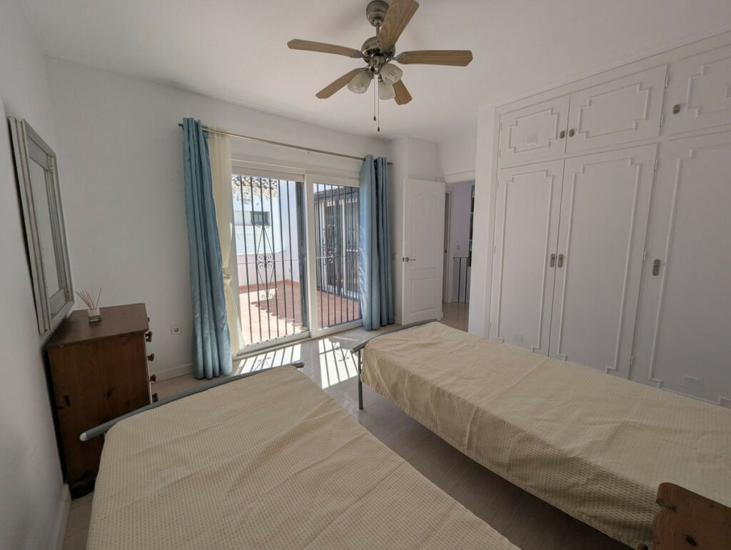 Townhouse Calahonda Málaga - image 40