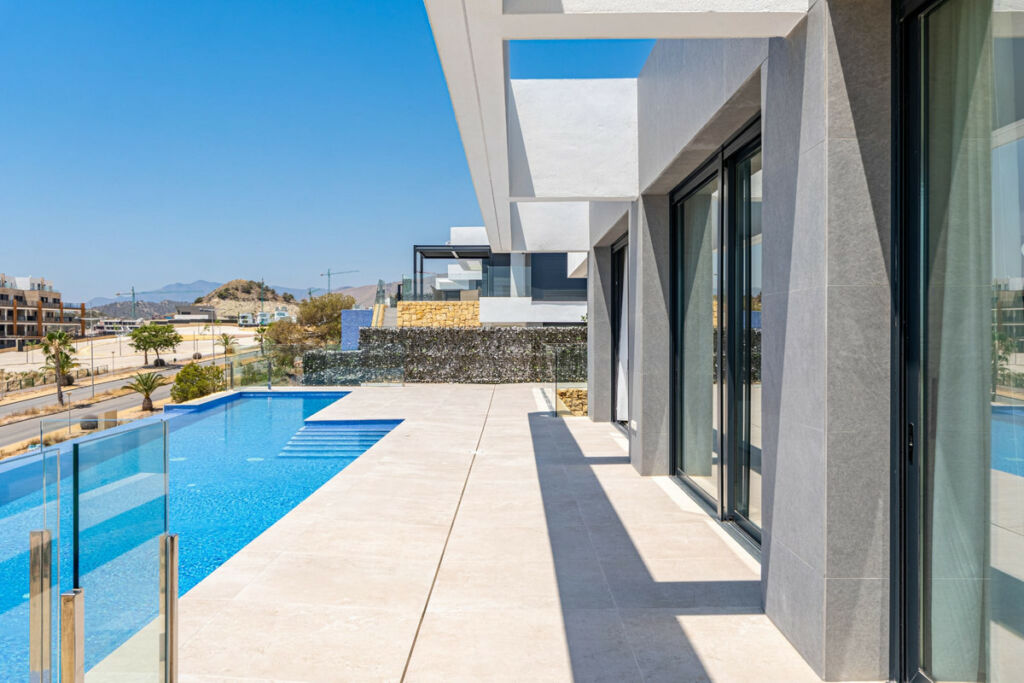 Detached Villa Finestrat Alicante - image 40