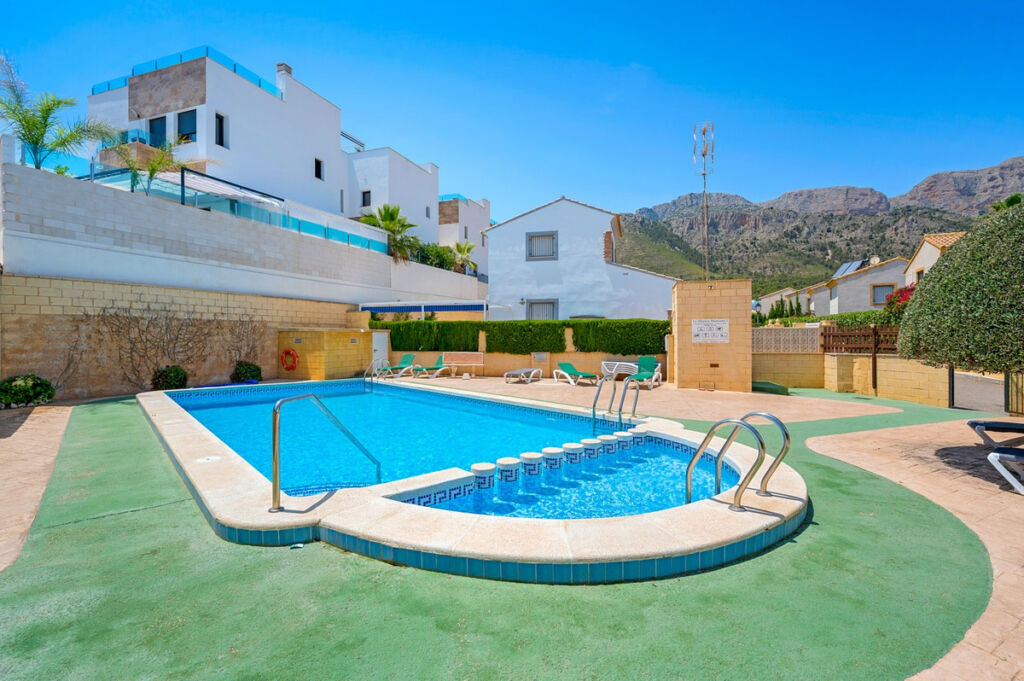 Detached Villa Polop Alicante - image 40