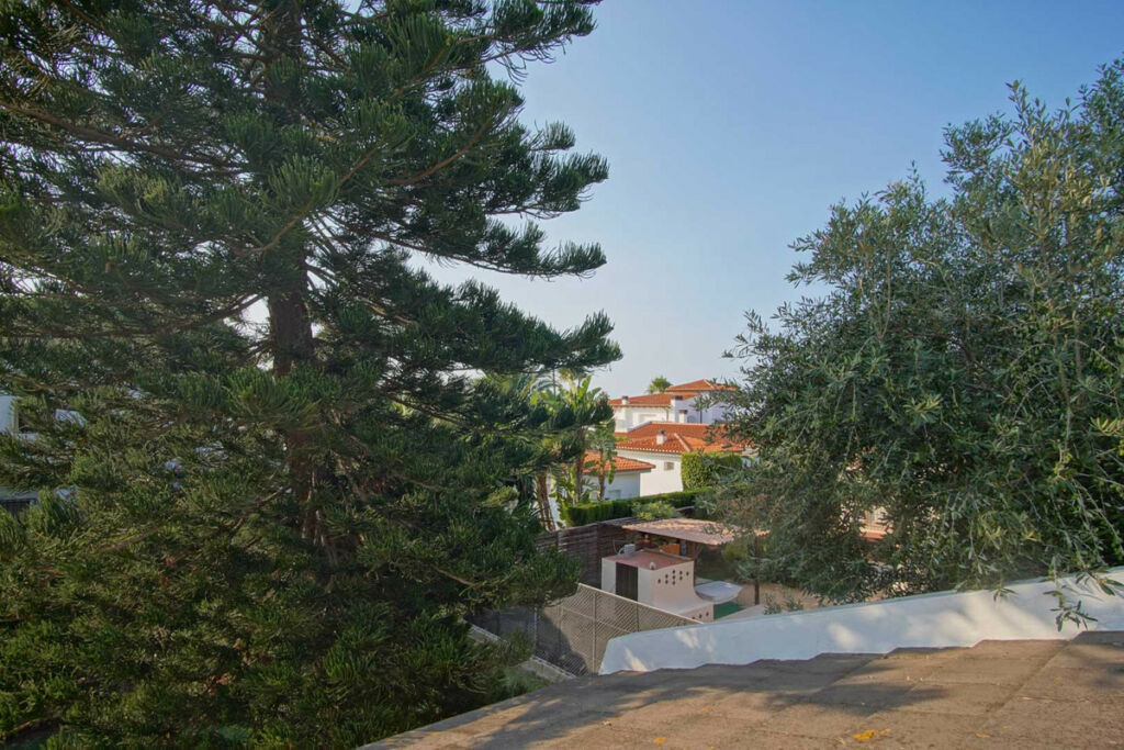 Detached Villa Denia Alicante - image 40