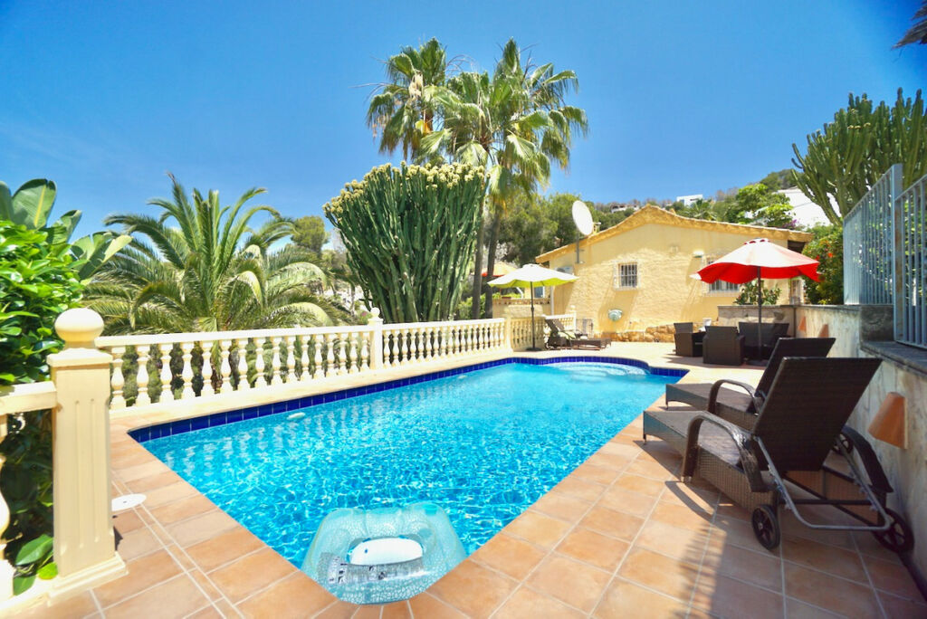 Detached Villa Moraira Alicante - image 40