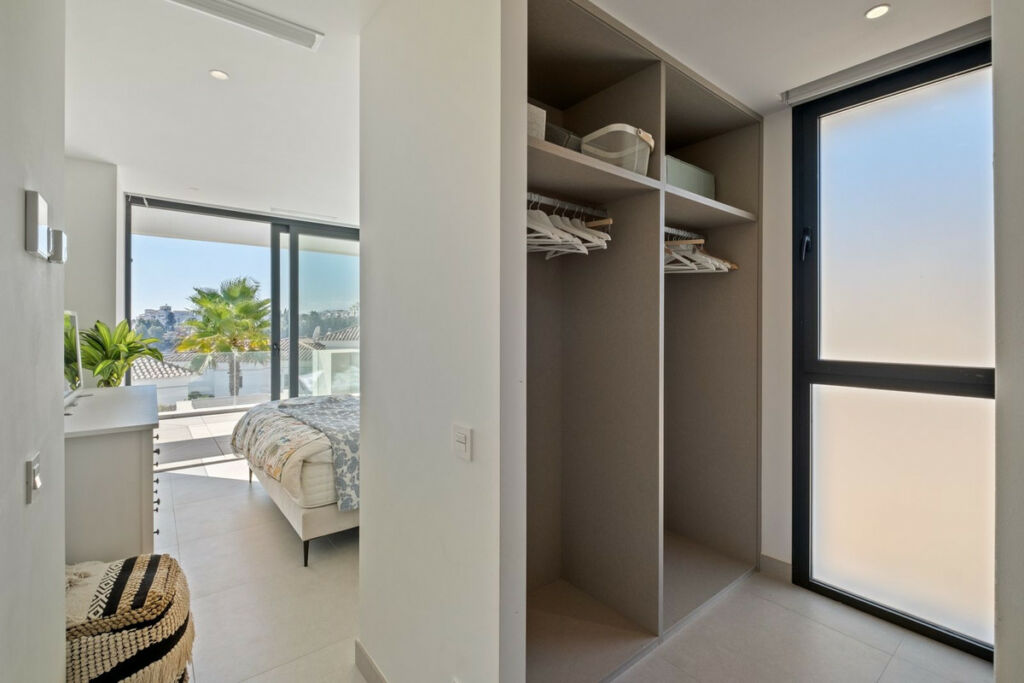 Detached Villa Riviera del Sol Málaga - image 38