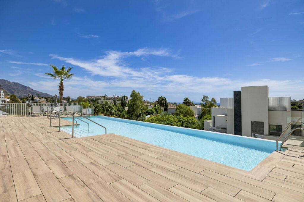 Ground Floor Apartment Benahavís Málaga - image 39
