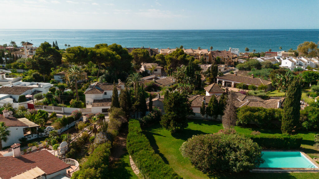 Semi-Detached House Costabella Málaga - image 40