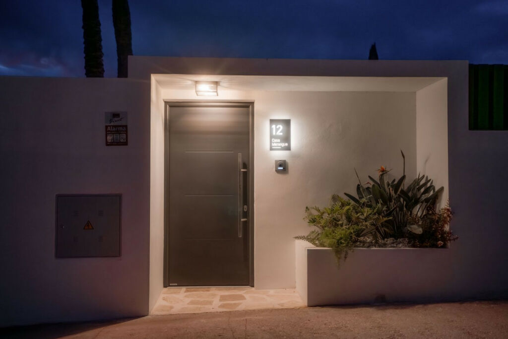 Detached Villa Nueva Andalucía Málaga - image 40