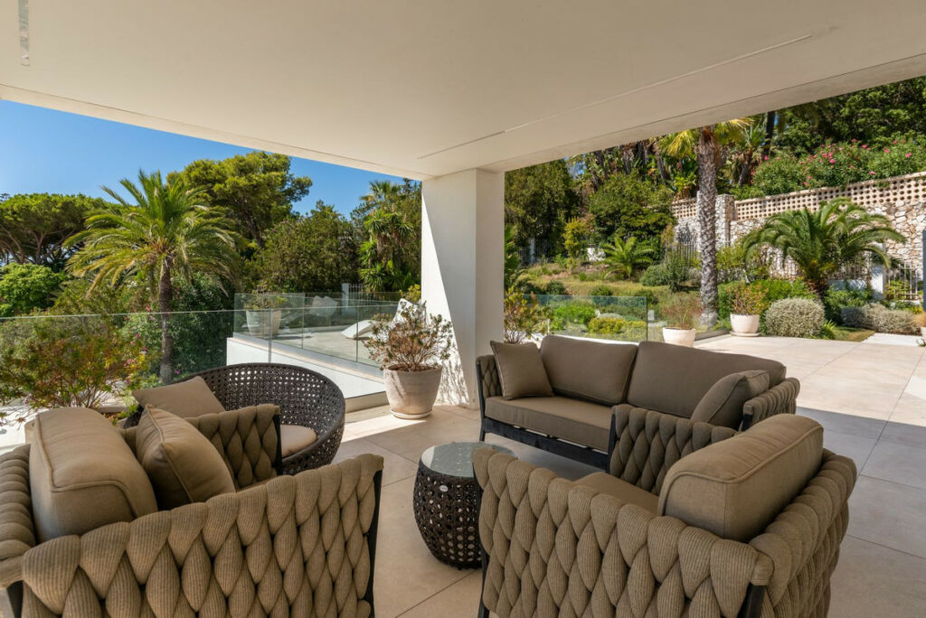 Detached Villa Río Real Málaga - image 41