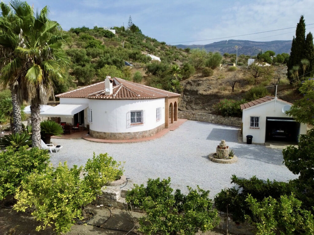 Detached Villa Canillas de Albaida Málaga - image 40