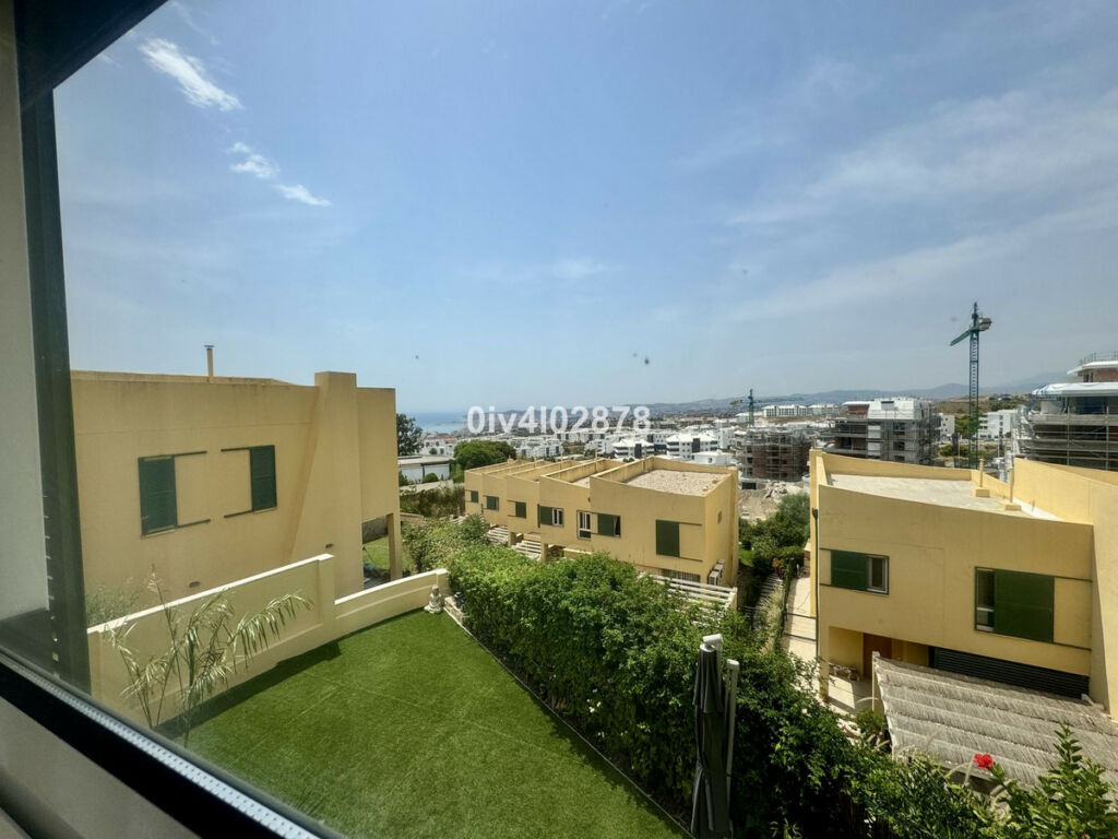 Townhouse Benalmadena Málaga - image 40