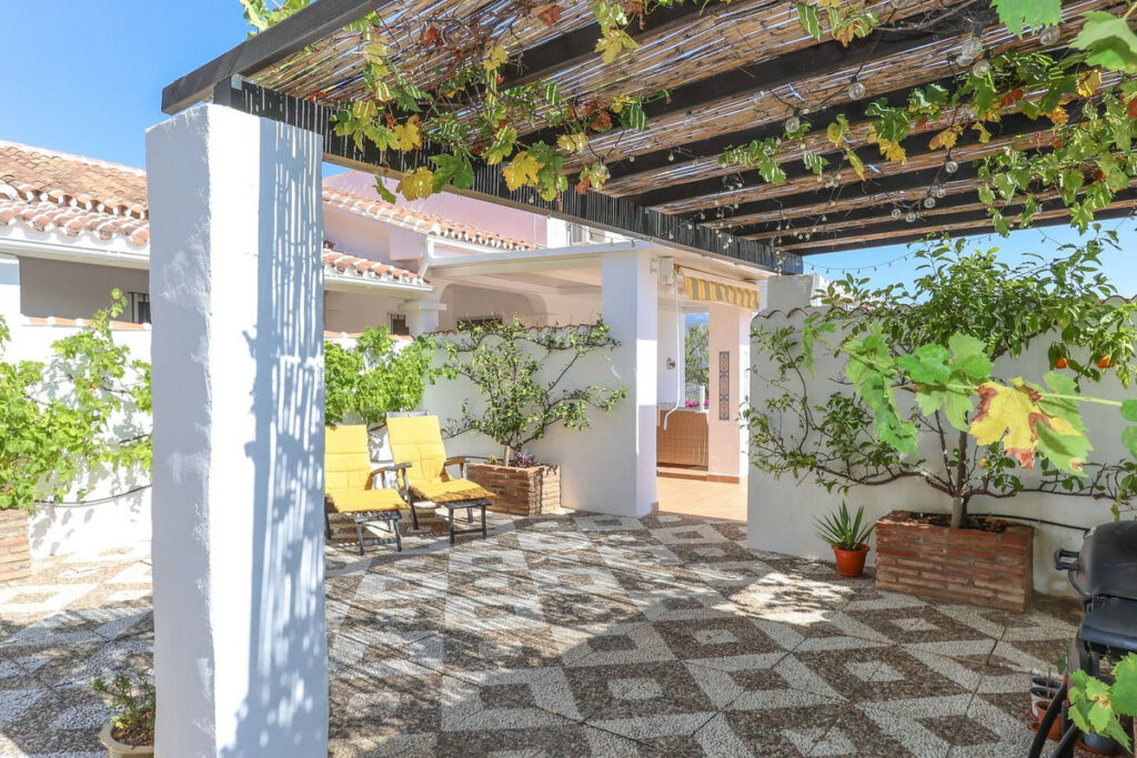 Detached Villa Guaro Málaga - image 41
