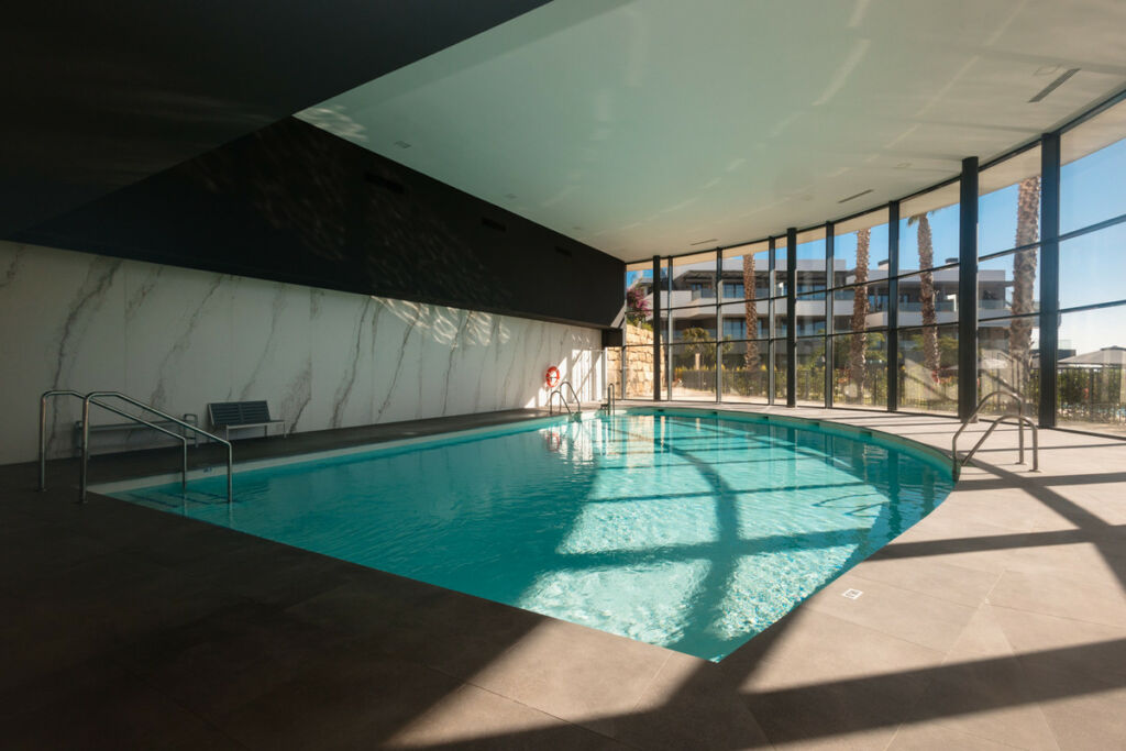 Middle Floor Apartment Estepona Málaga - image 41
