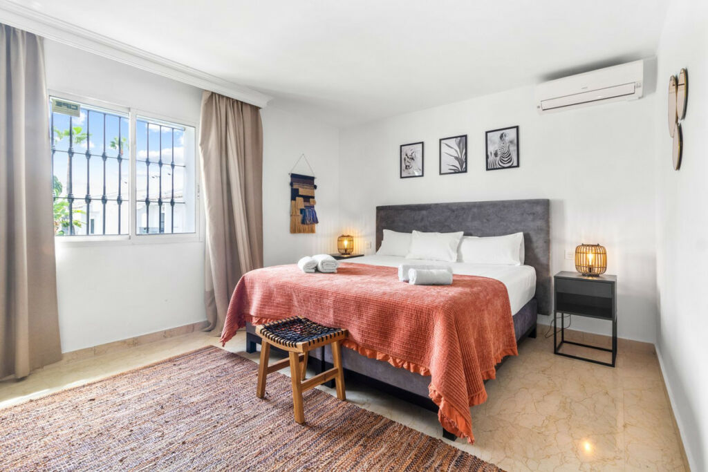 Townhouse Nueva Andalucía Málaga - image 41