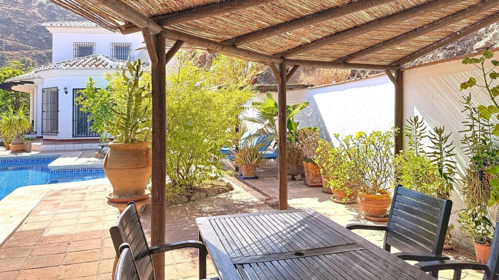 Detached Villa Arenas Málaga - image 41