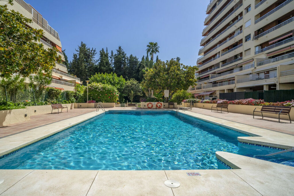 Middle Floor Apartment Marbella Málaga