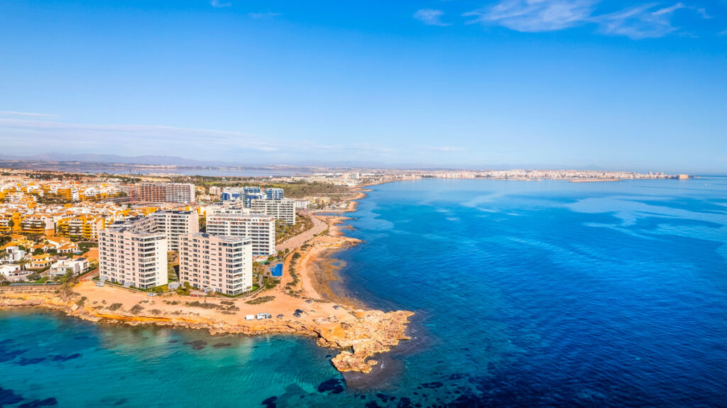 Middle Floor Apartment Punta Prima Alicante - image 41
