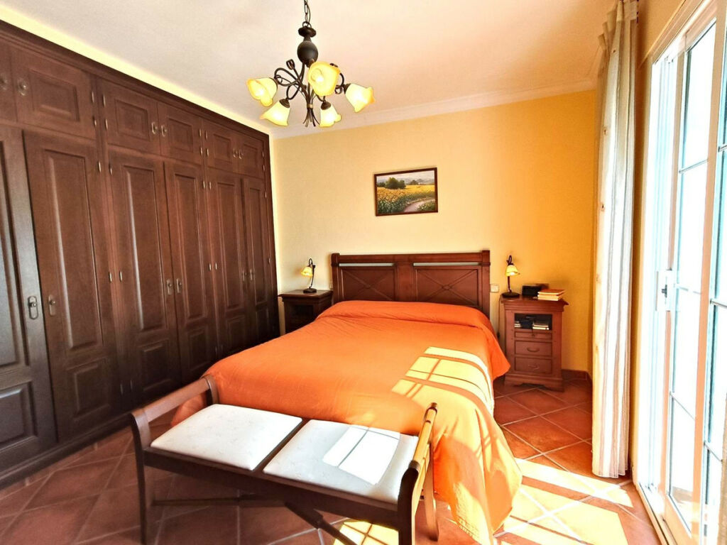 Townhouse Manilva Málaga - image 38