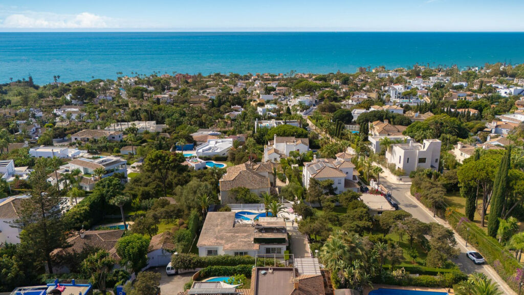 Detached Villa Marbesa Málaga - image 41