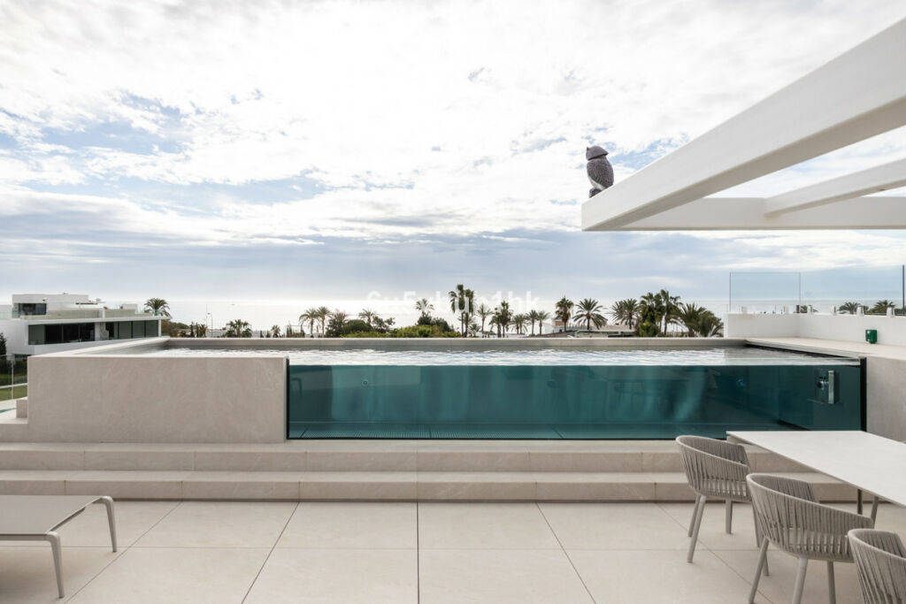 Detached Villa The Golden Mile Málaga - image 41