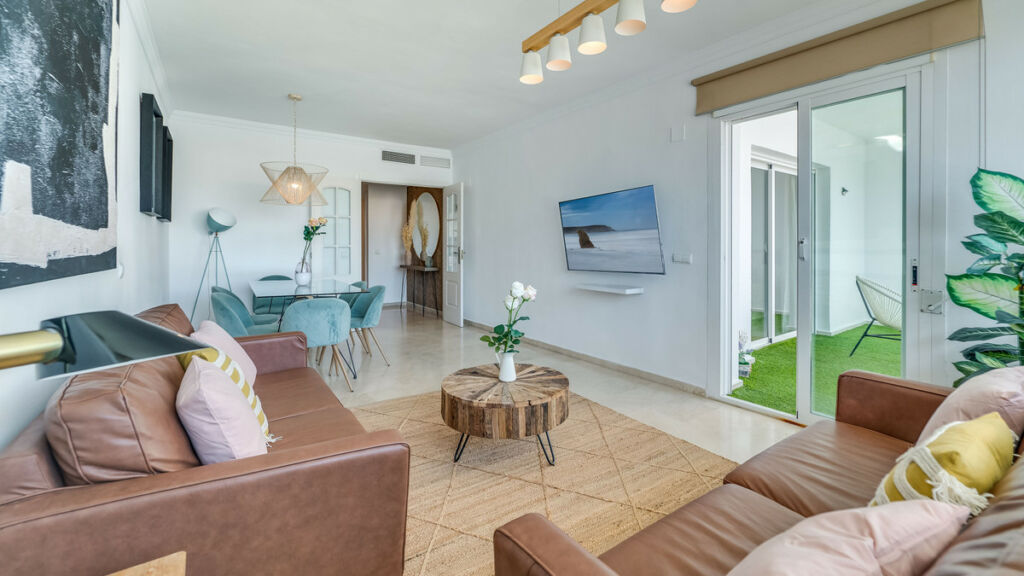 Middle Floor Apartment Puerto Banús Málaga - image 42