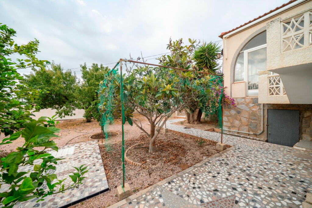 Detached Villa Ciudad Quesada Alicante - image 42