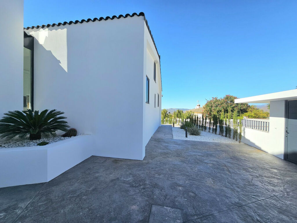 Detached Villa Mijas Málaga - image 42