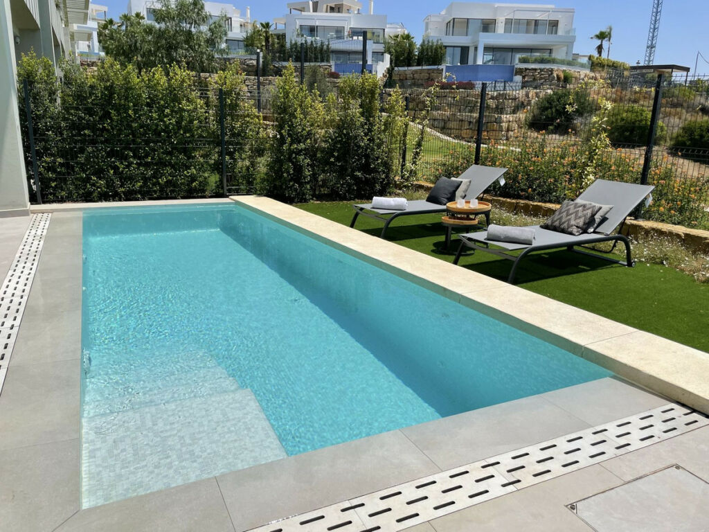 Semi-Detached House Cabopino Málaga - image 42