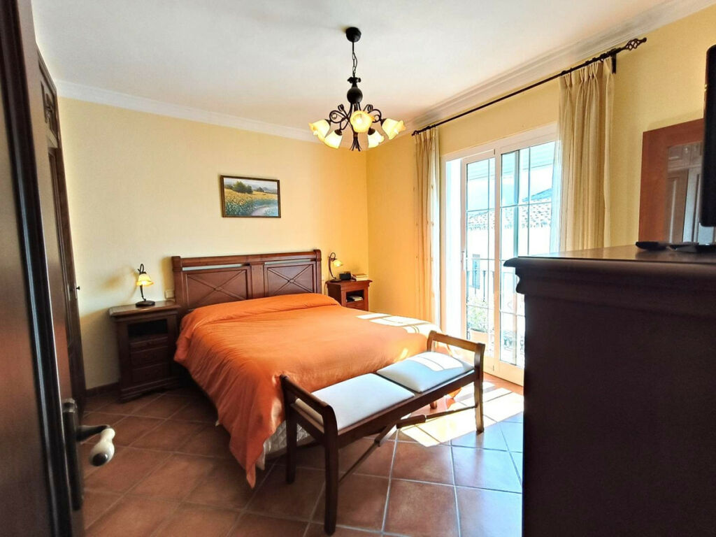 Townhouse Manilva Málaga - image 39