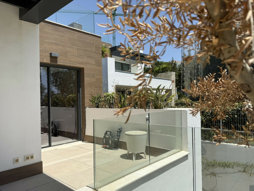 Penthouse Cabopino Málaga - image 42