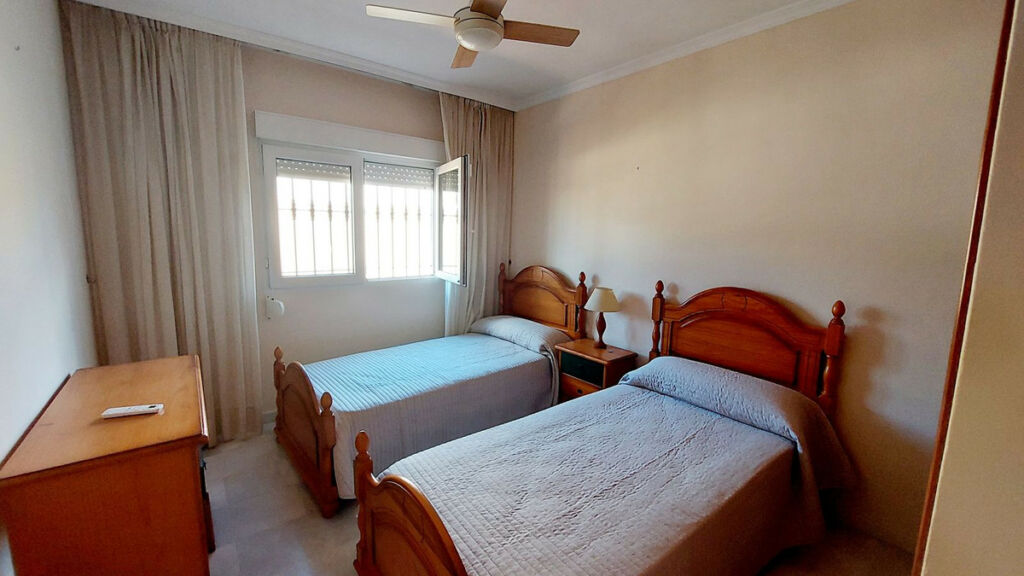Townhouse Los Boliches Málaga - image 30