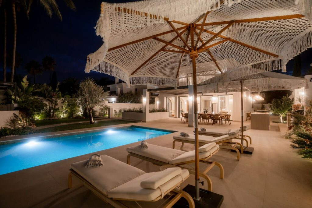 Detached Villa Nueva Andalucía Málaga - image 42