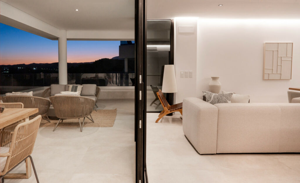 Middle Floor Apartment Estepona Málaga - image 42