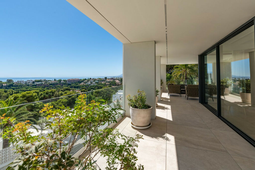 Detached Villa Río Real Málaga - image 44